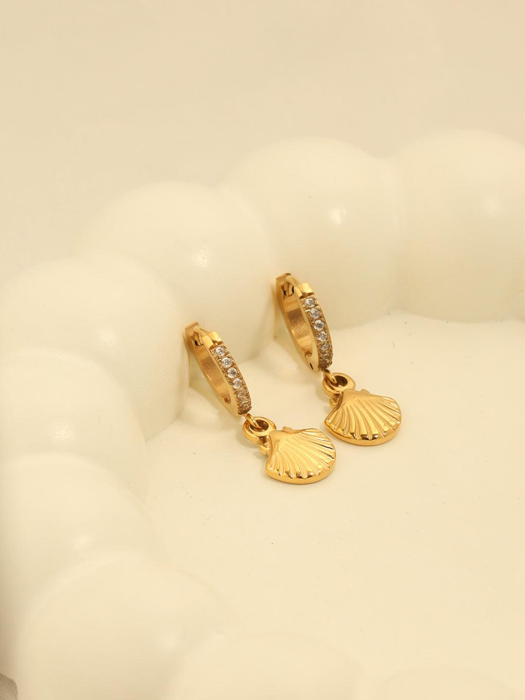 Cz Shell Drop Huggies