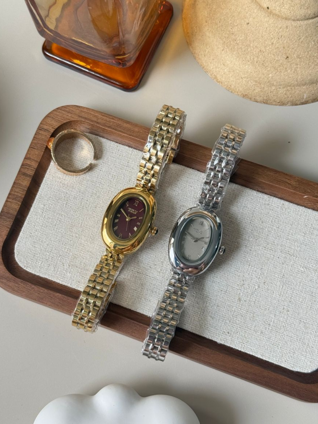 Soulmate Oval Silver-Toned Watch