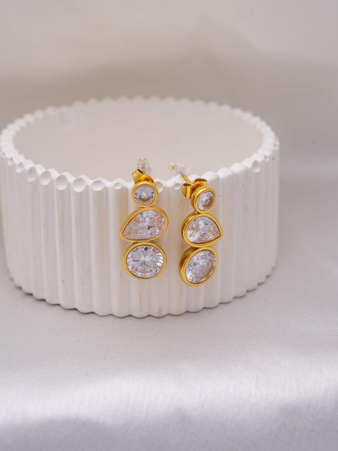 Round Teardrop 3 CZ Studs