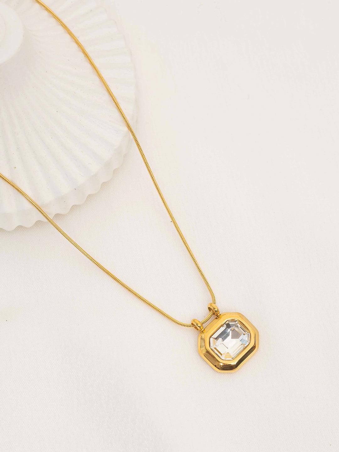 Clear Pendant Necklace - Perfectly Average