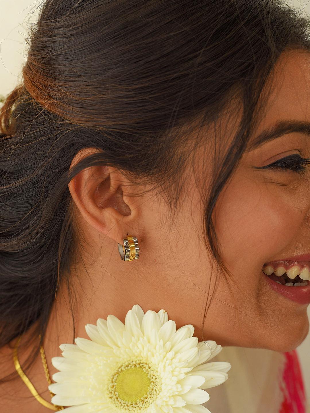 Dual Tone Huggies - Perfectly Average