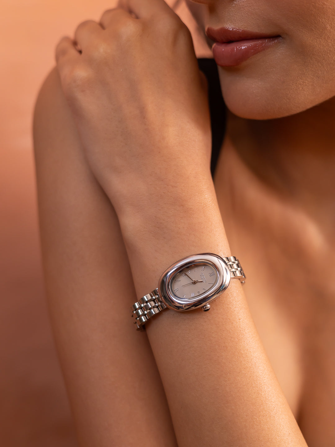 Soulmate Oval Silver-Toned Watch