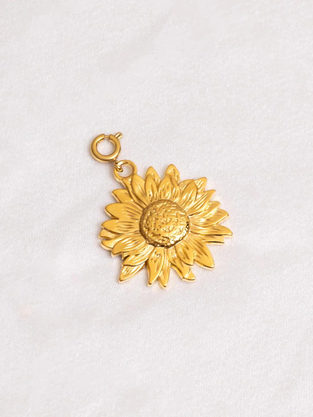 Daisy Charm