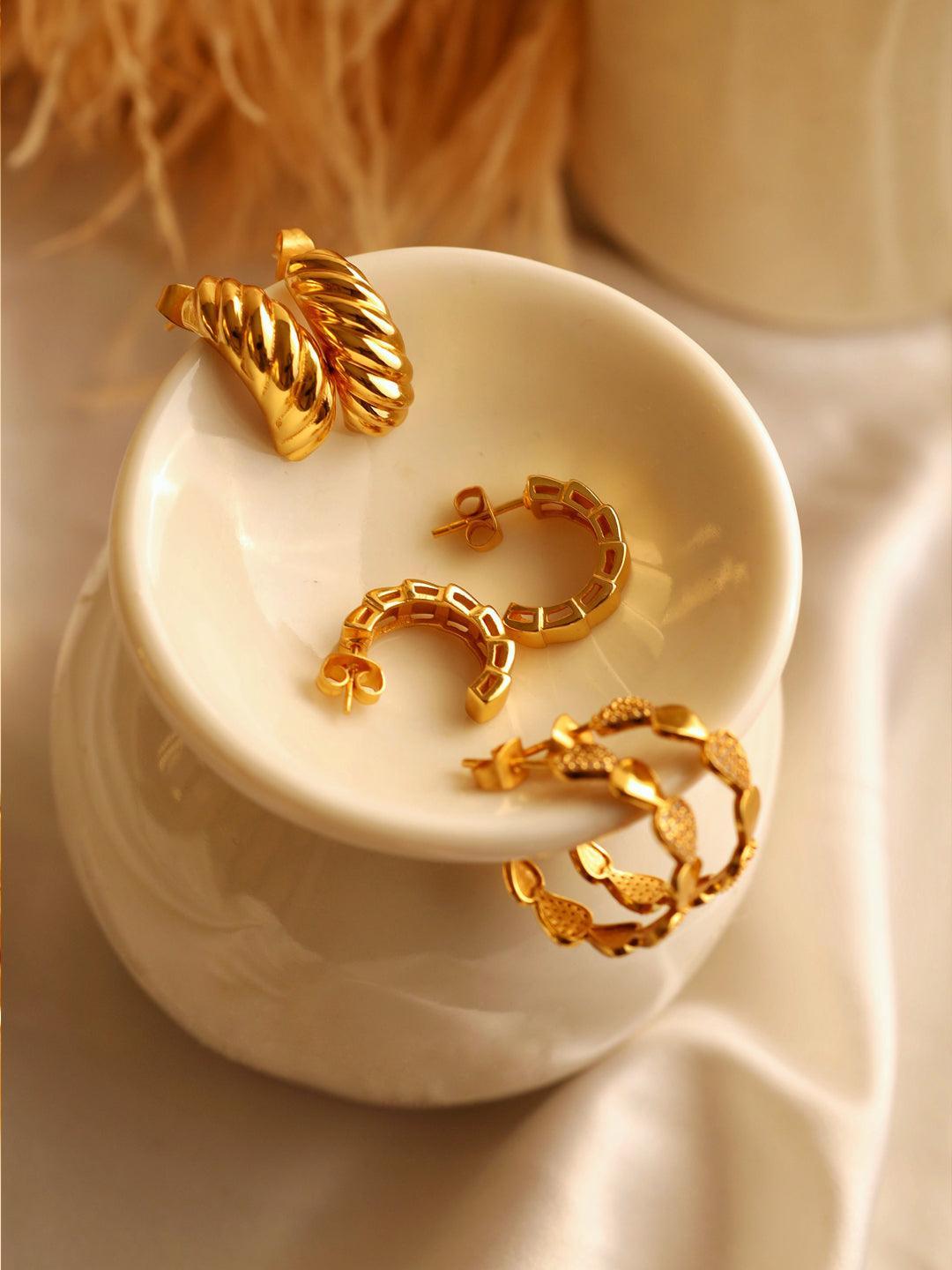 Croissant Studs Gold - Perfectly Average